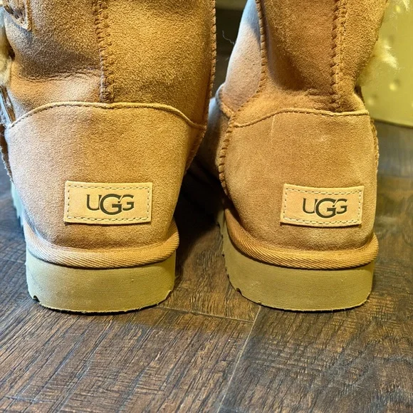 Ugg Bailey Button Tall Boots - Picture 4 of 7